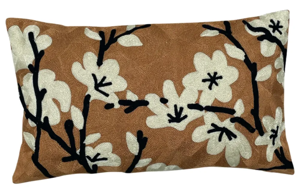 [017516] Coussin influence yoshi ocre - OPJET PARIS